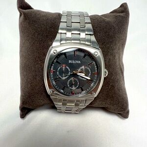 Bulova Men's Watch with Silver Band and Black Dial